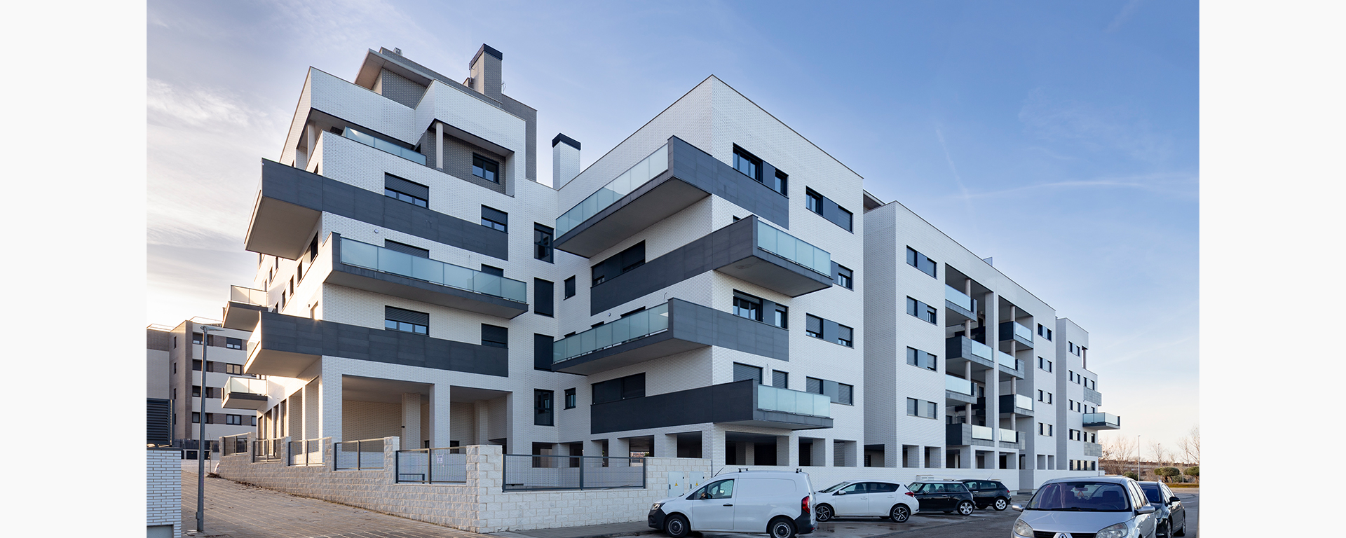 Obra Nueva Style Homes IV